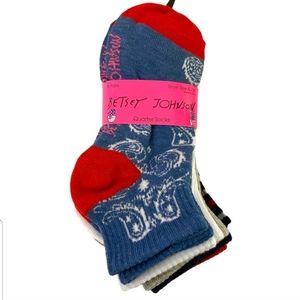Betsey Johnson 6 Pack Quarter Socks 🧦